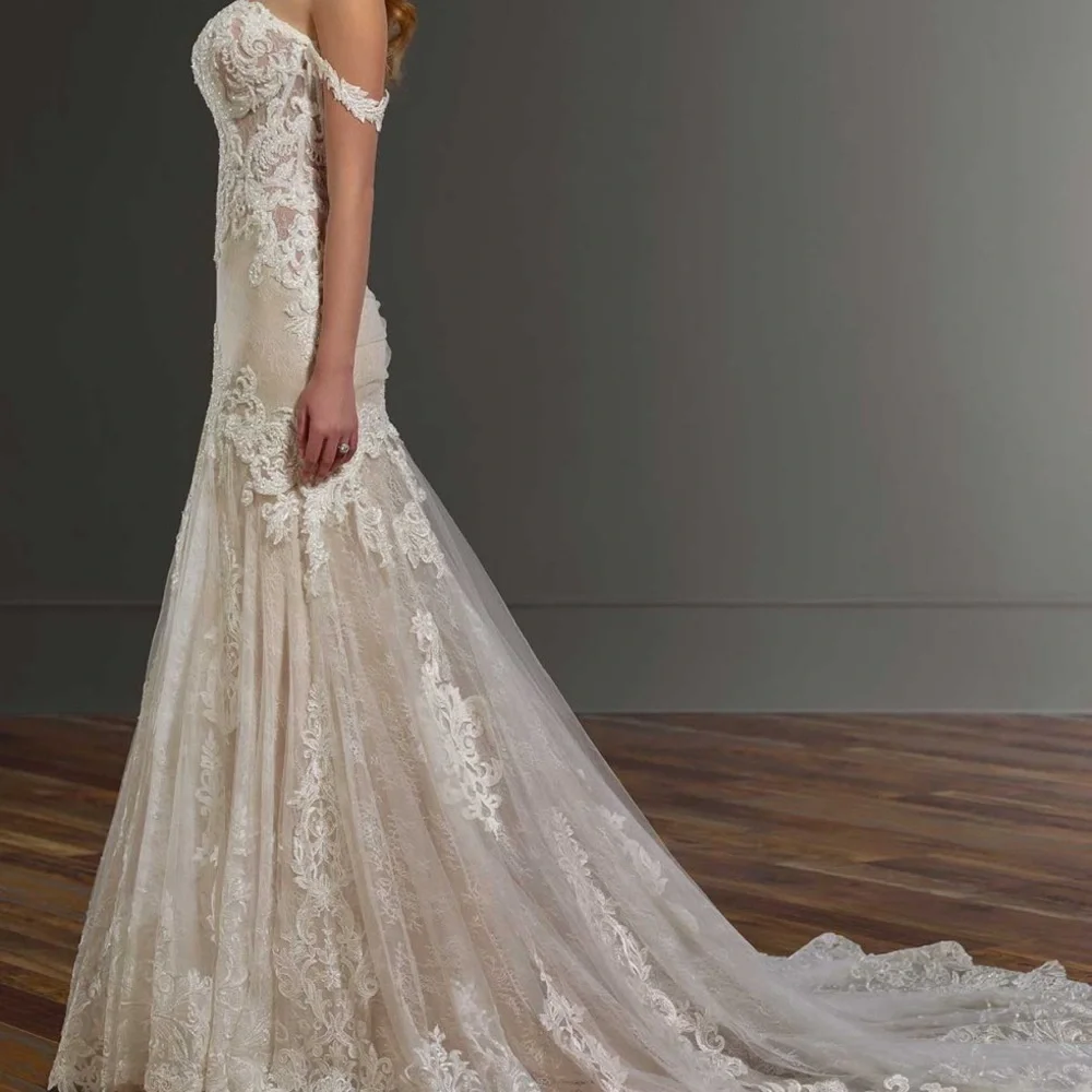 Martian Liana style #1012, wedding dress - Picture 3 of 15
